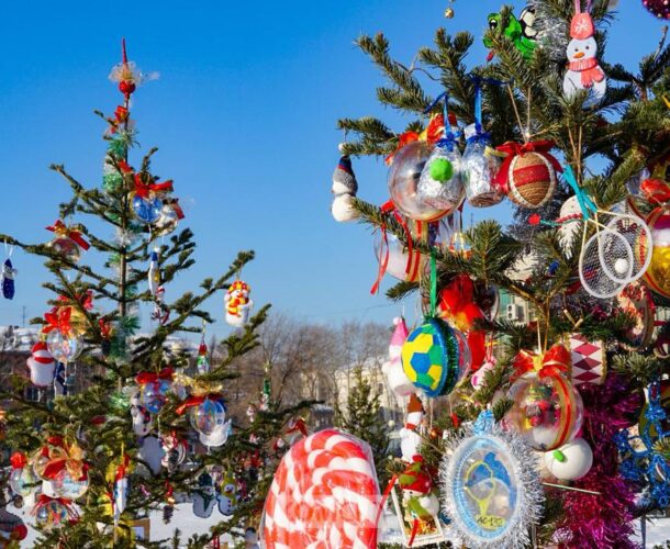 На площади Юности снова пройдёт конкурс «Ёлки-иголки»