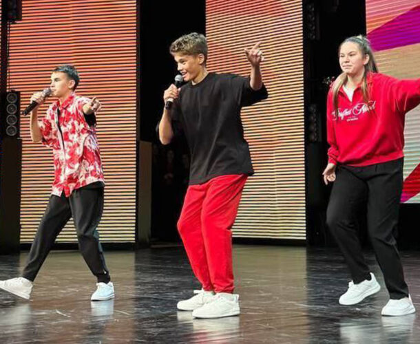 КВНщики ДК Железнодорожников добились успеха на хабаровском фестивале КВН