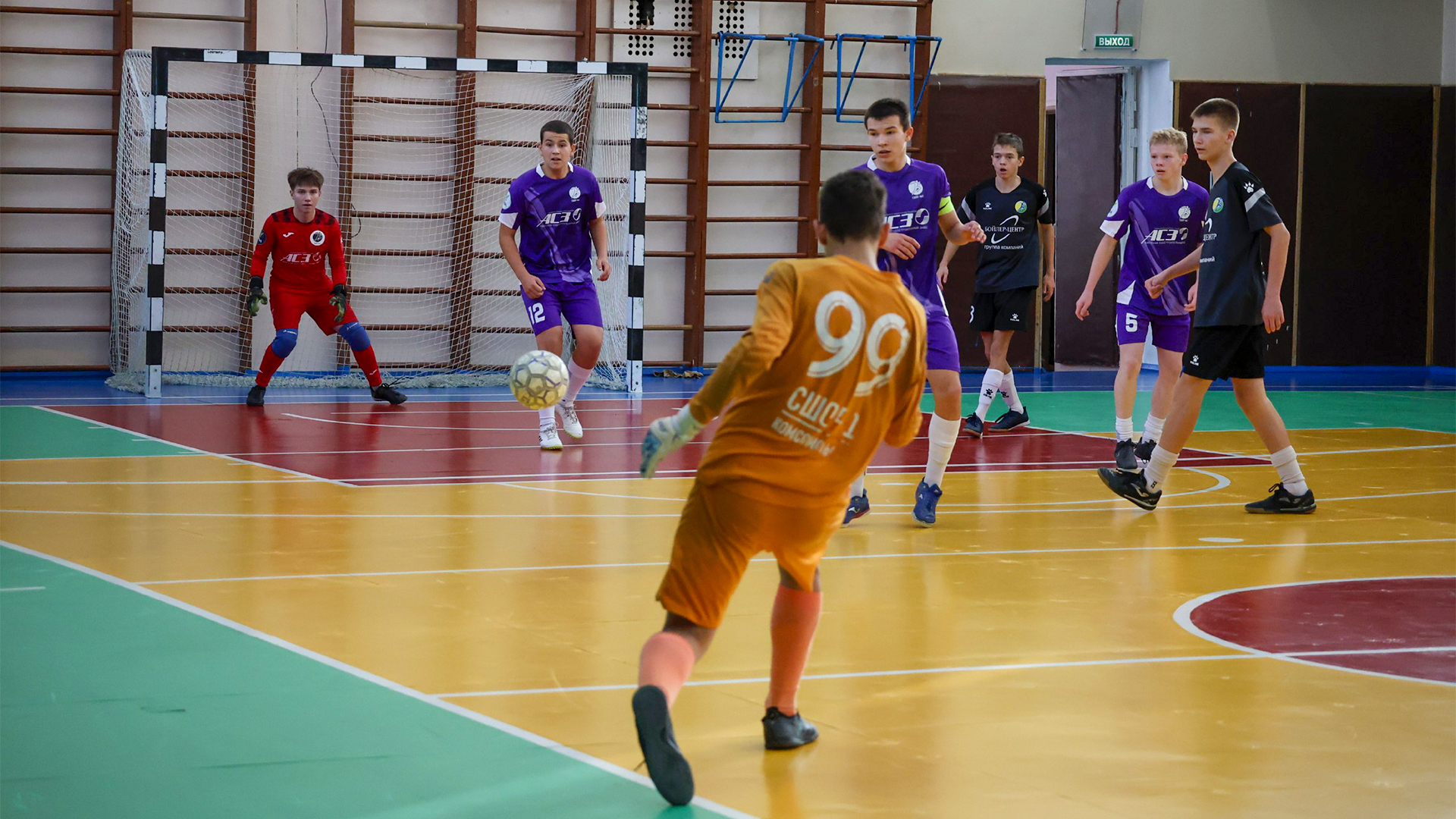 В «Металлурге» завершились городские соревнования по футзалу