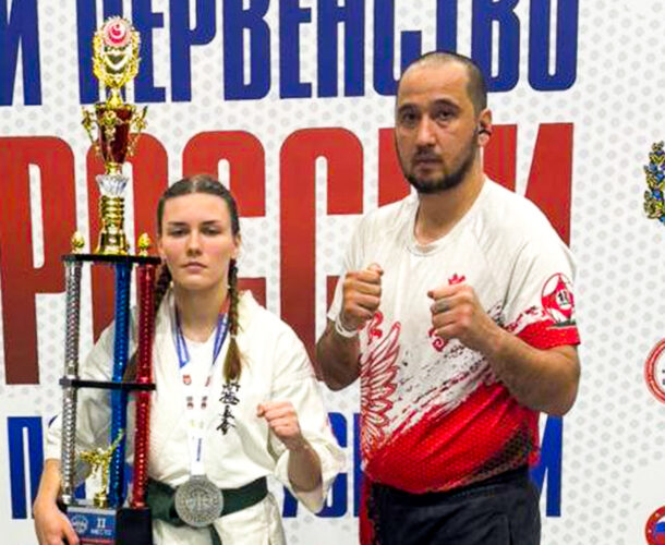 Комсомольчанка Варвара Распопова стала серебряным призёром чемпионата России по киокусинкай