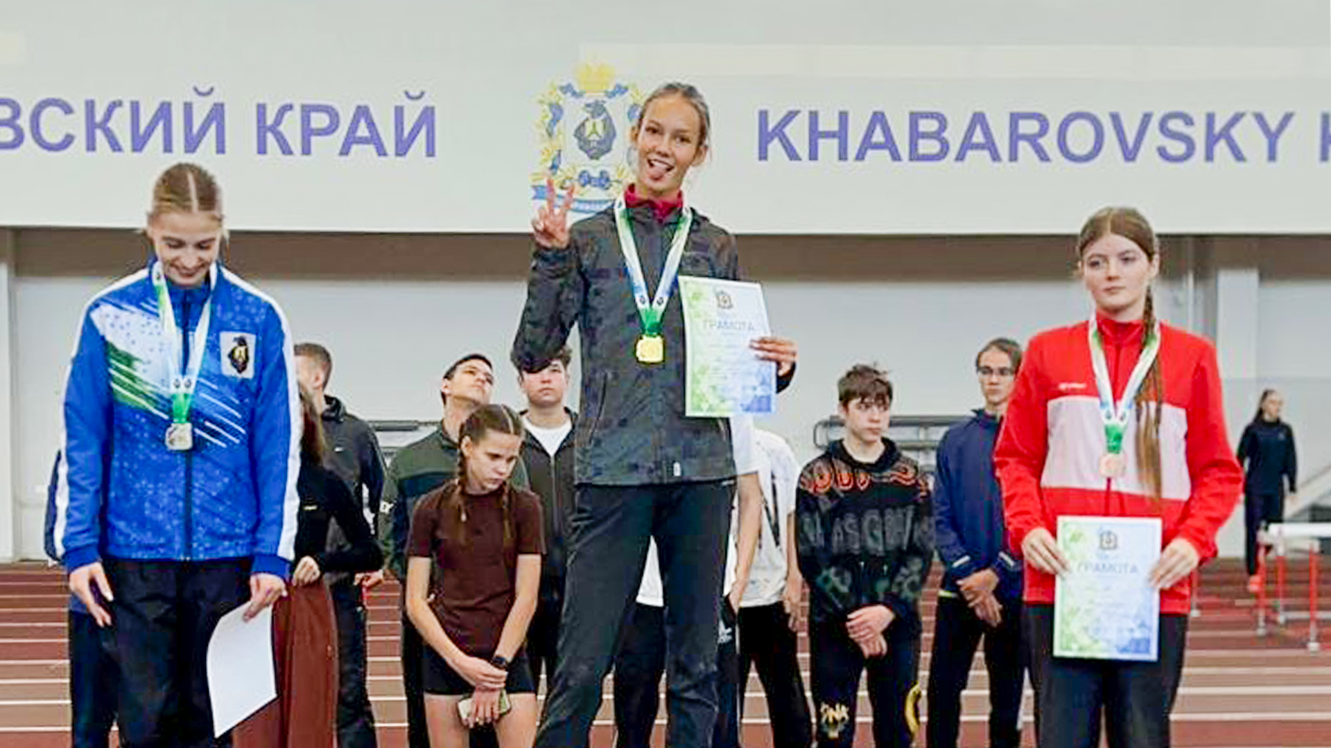 Комсомольские легкоатлеты успешно отобрались на межрегиональные старты