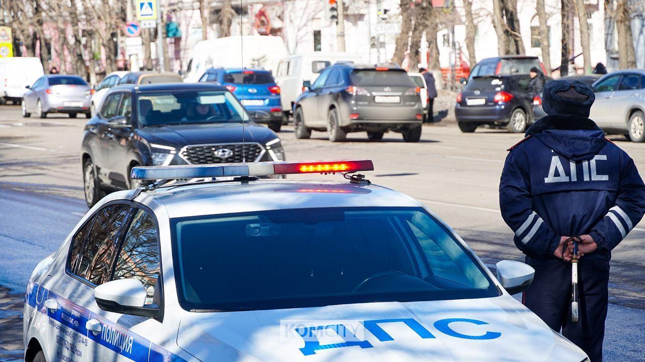 Это рекорд — в Комсомольске поймали водителя, который накопил 241 неоплаченный штраф, но есть нюанс