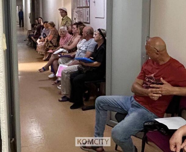 Замминистра строительства края проведёт личный приём комсомольчан