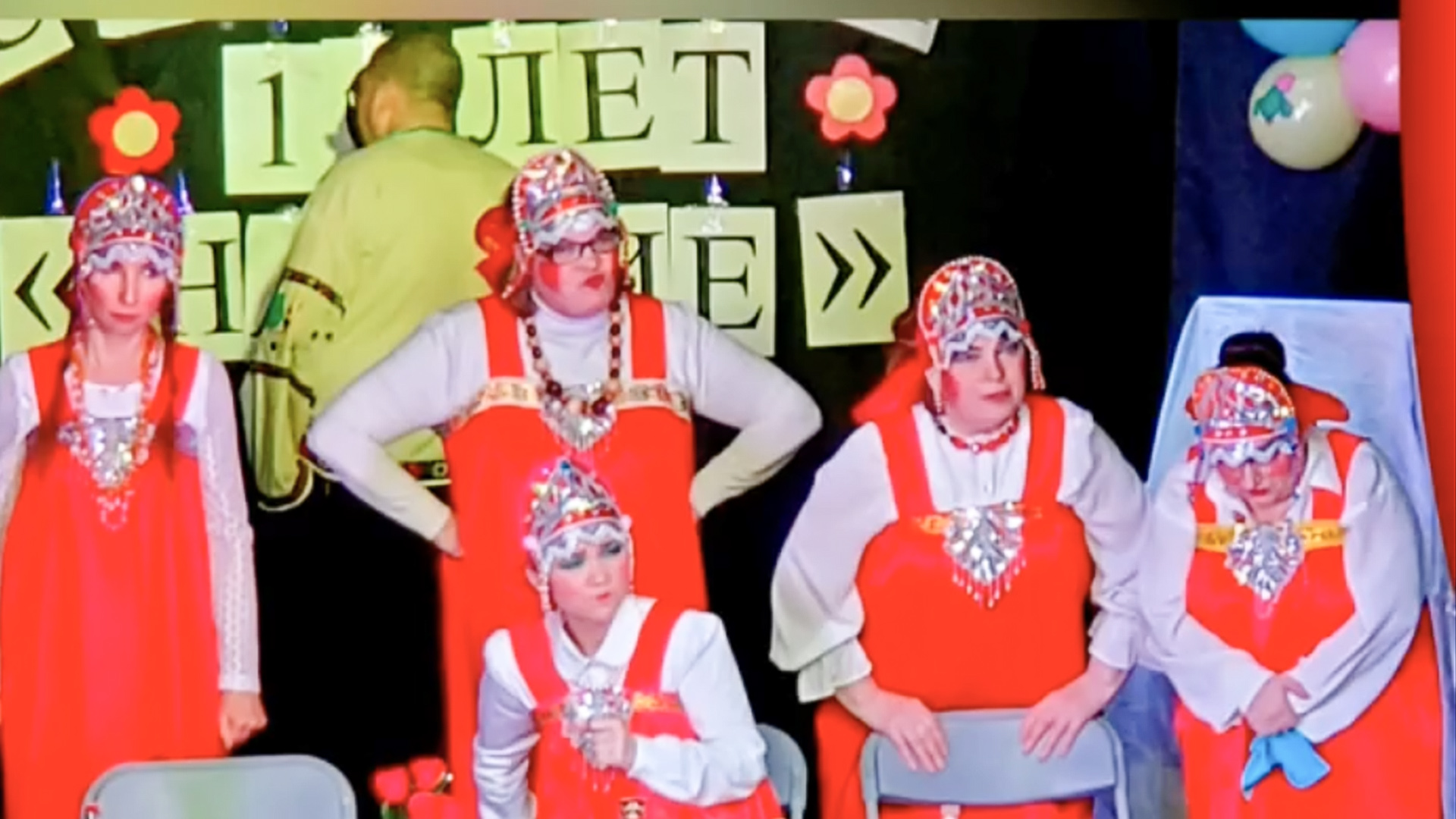 ТЮЗ собрал средства на закрытие долгов и пригласил комсомольчан на спектакль памяти Татьяны Зайковой-Украинской 