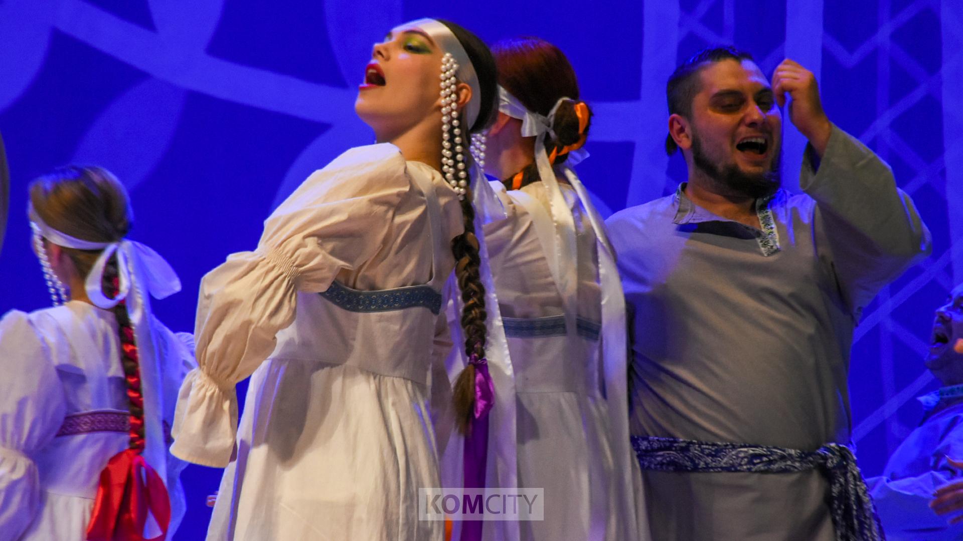 Комсомольский композитор написал песни и музыку для «Сказки о царе Салтане» 