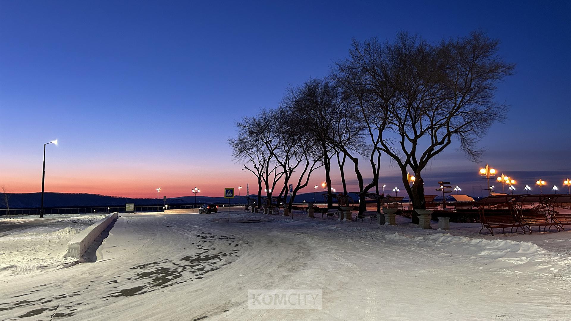 На Набережной до середины апреля перекроют движение 