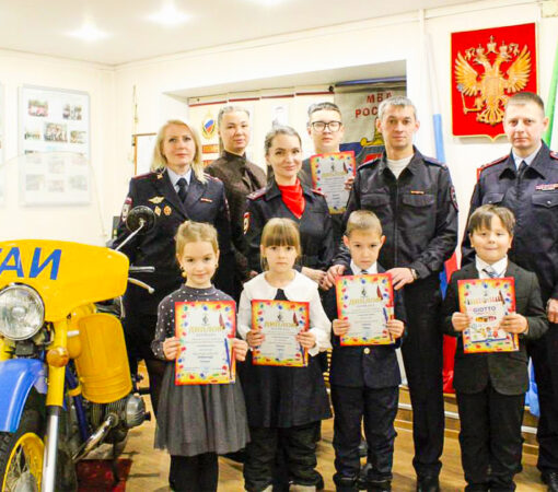 Рисунок комсомольского подростка признан лучшим на Всероссийском конкурсе «Мои родители работают в полиции»