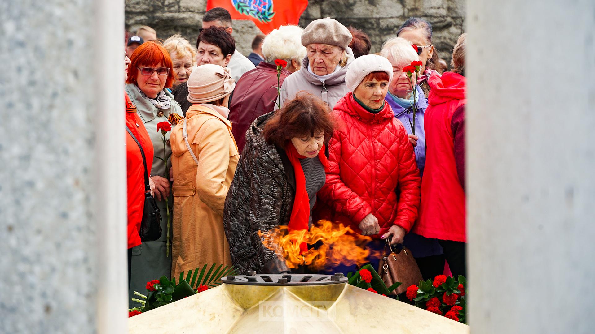 В День Героев Отечества к Вечному огню возложат цветы