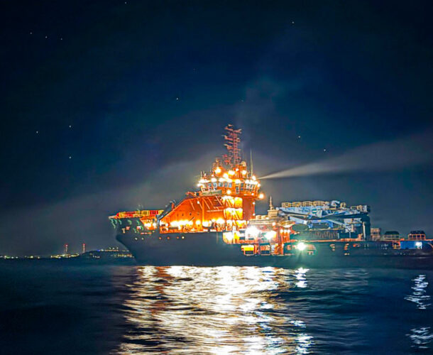 Масштабы разлива нефти в трудных метеоусловиях «научился» определять «Керченский пролив» на ходовых испытаниях в море