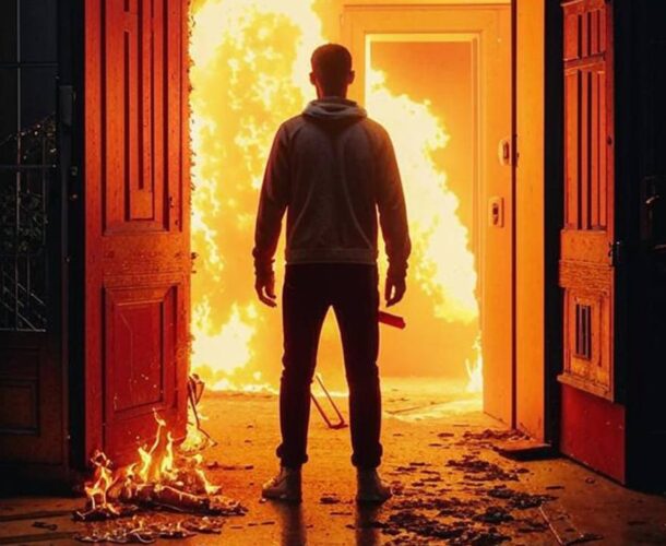 Мужик поджёг дверь сожительницы и теперь может сесть на 5 лет