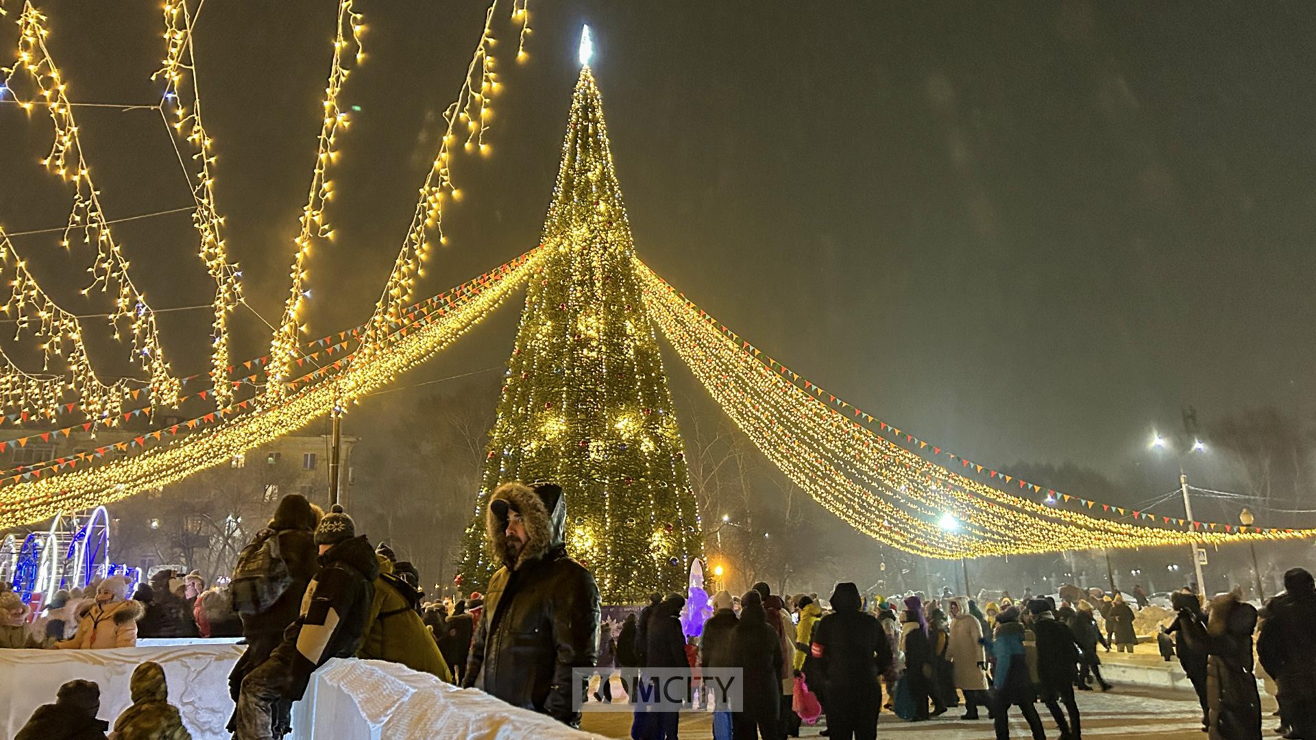 Открытие новогоднего городка на ДК Авиастроителей перенесли на это воскресенье