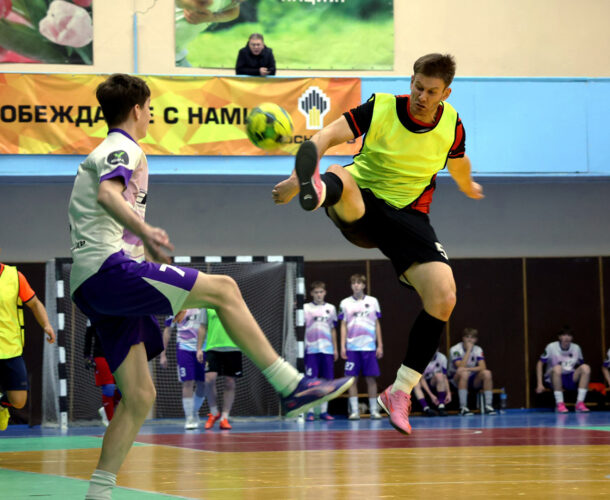 Новогодний футбольный кубок разыграли в «Металлурге»