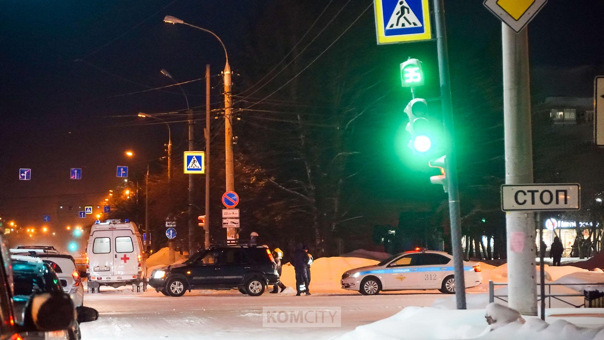 На Первостроителей сбили подростка