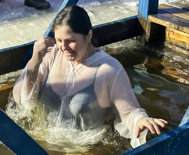 Окунуться в купель на Набережной можно до 19 часов