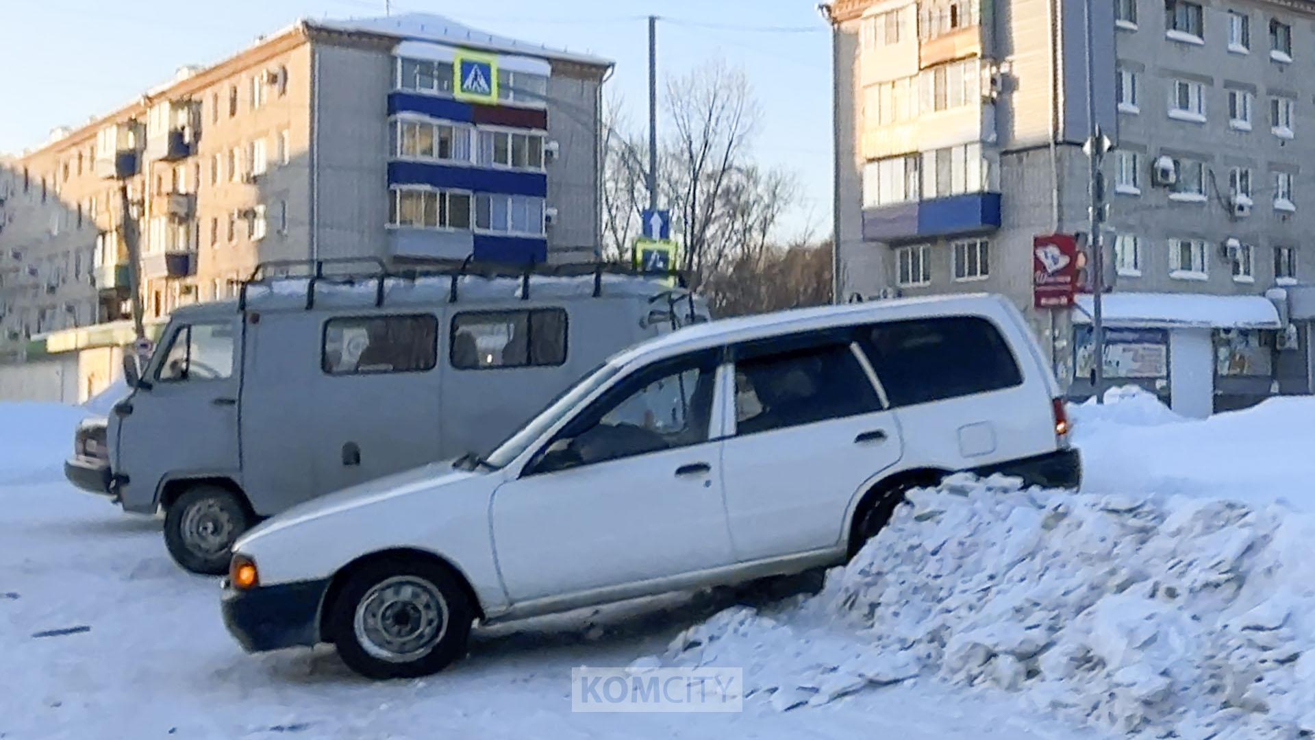 Аварию на Щорса — Культурной устроила проехавшая на красный «буханка» 