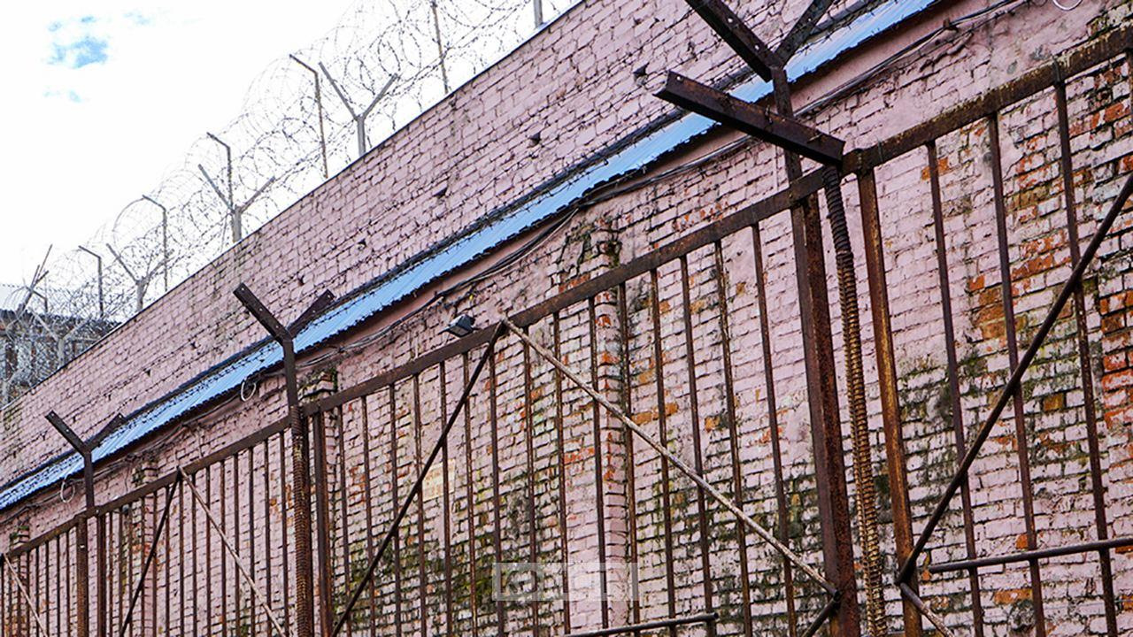 Ревнивец с Амурстали зарезал жену и соседа