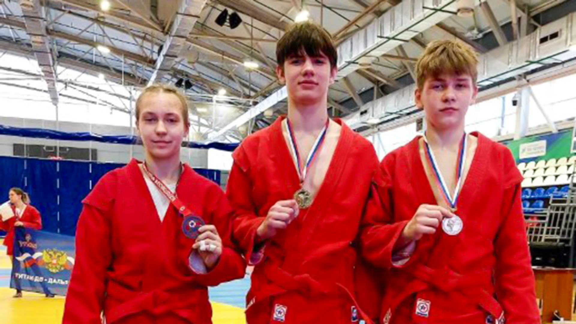 Комсомольские самбисты выиграли путёвку на всероссийские соревнования