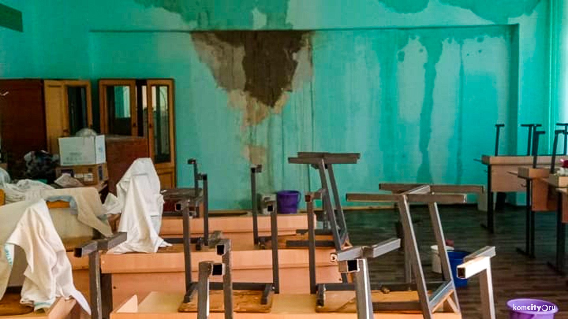 Учеников шести школ временно переведут в учебные другие заведения в связи с ремонтом 