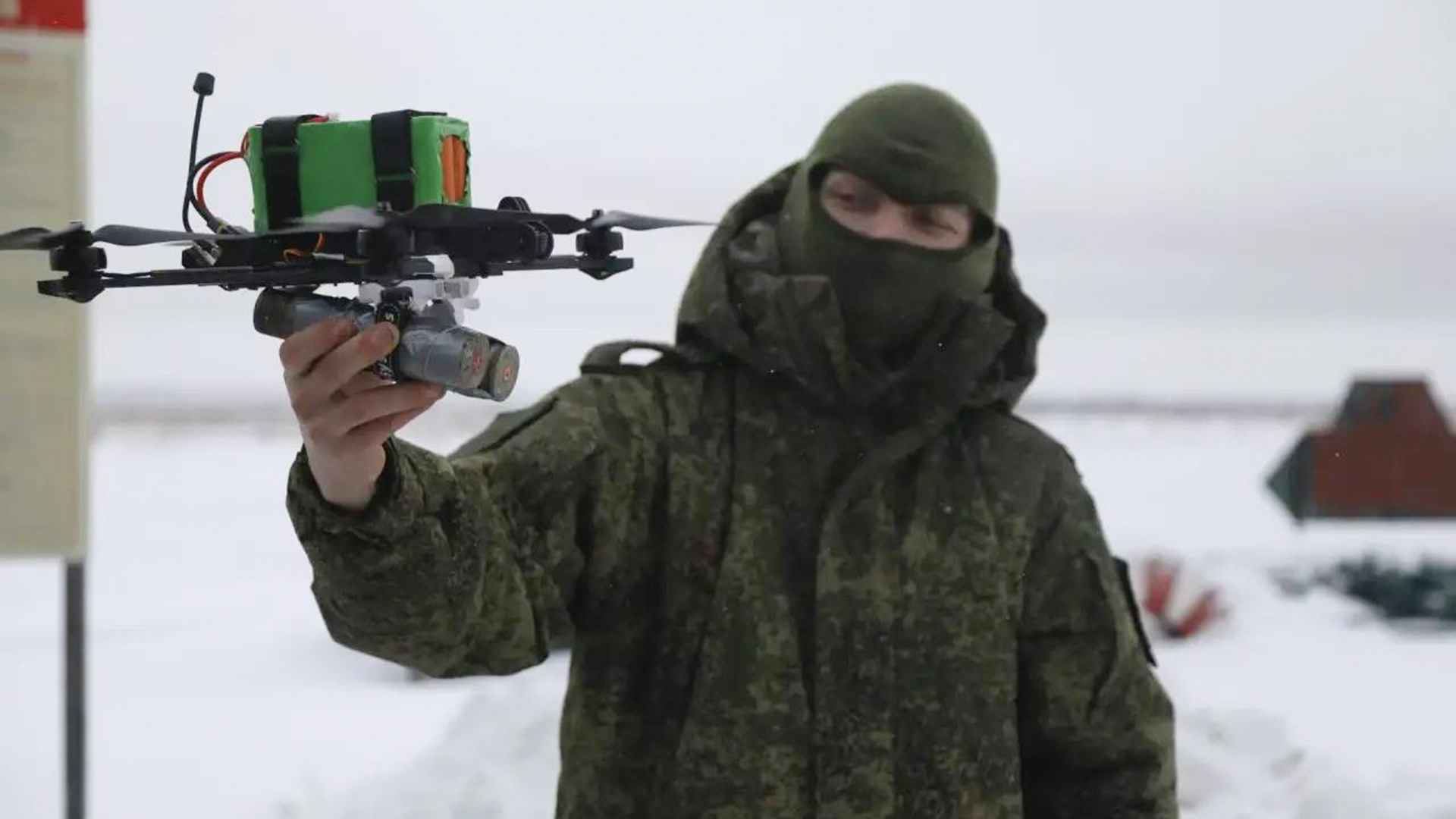 Краевую выплату контрактникам увеличили с 1 млн до 2,1 млн