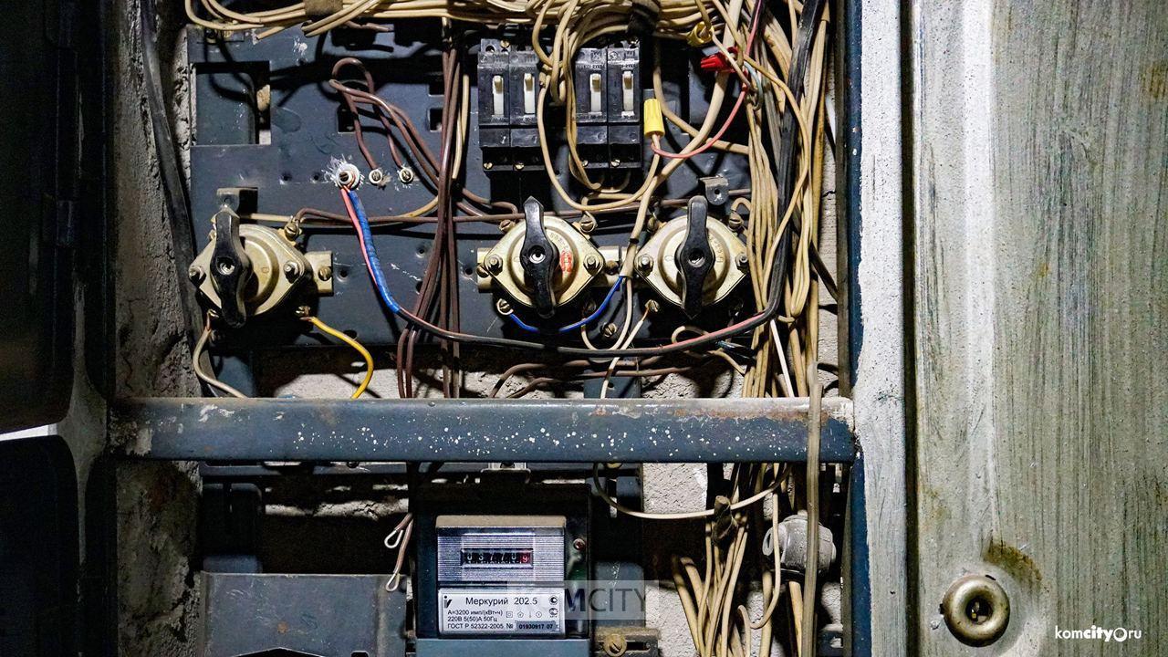 Должникам отключат свет и воду