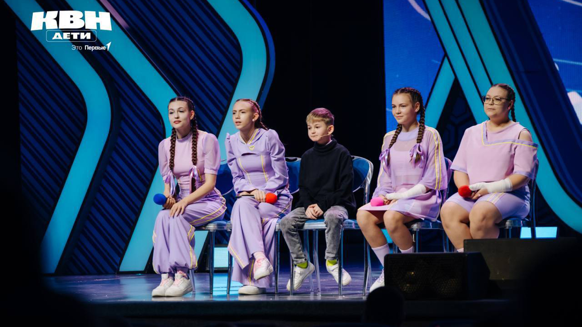 «Сборная президентского внимания» вышла в полуфинал Всероссийской Юниор-Лиги КВН