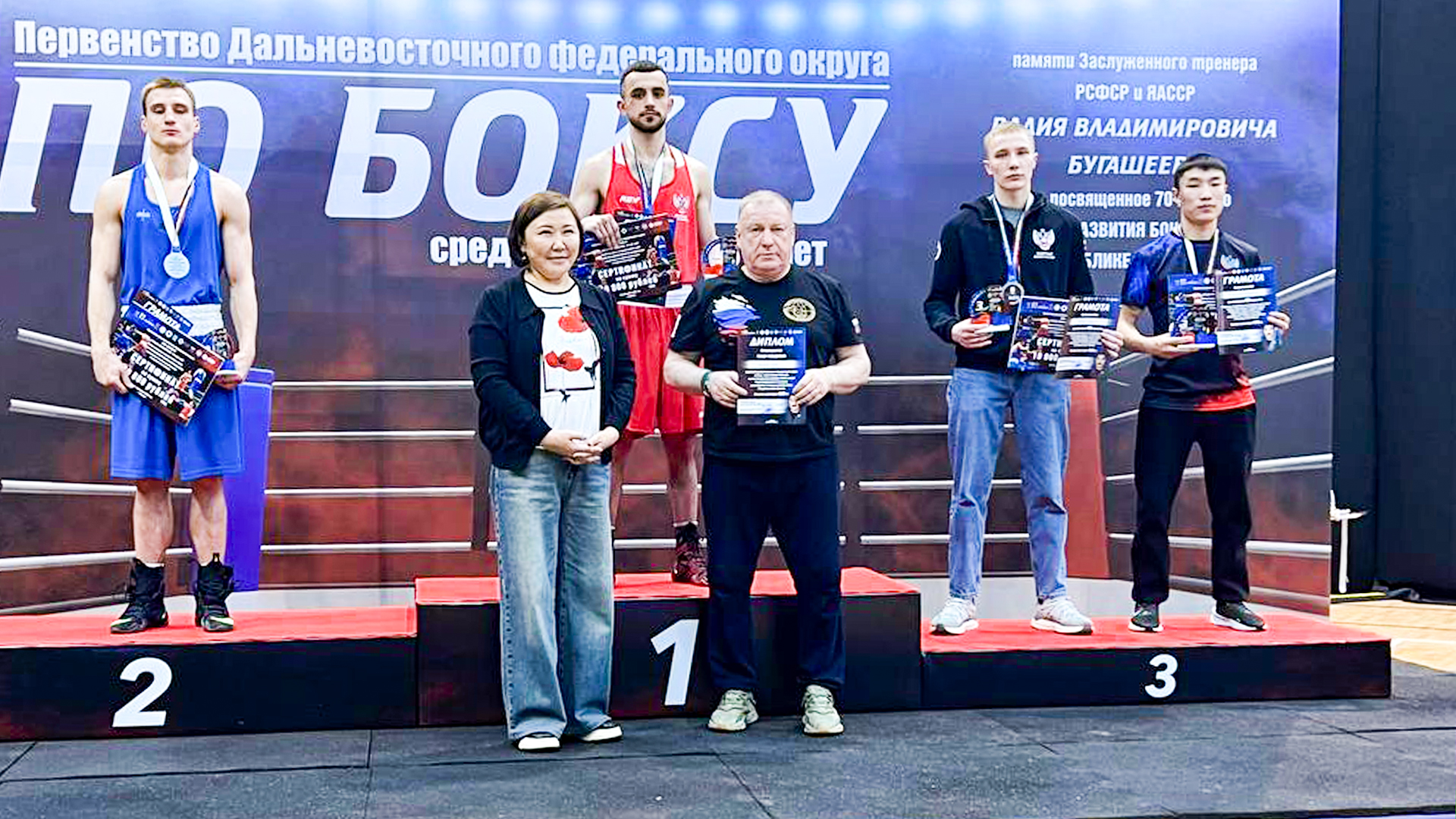 Гароглан Ханджанов выиграл путёвку на Чемпионат России по боксу