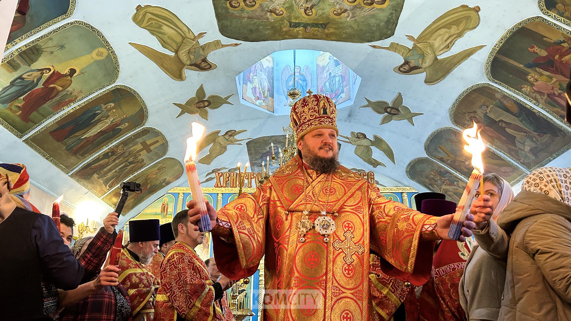 Благодатный огонь прибыл в Комсомольск 