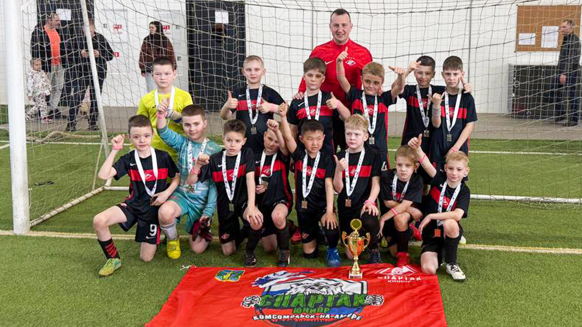 Юные футболисты из Комсомольска завоевали «серебро» престижного дальневосточного турнира