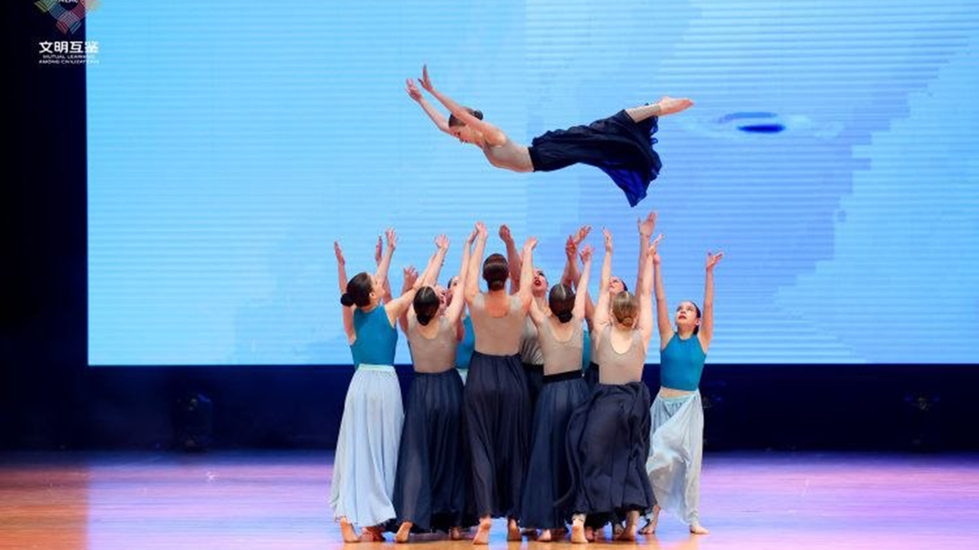 Танцоры «BeMotion» стали лауреатами международного фестиваля в Харбине