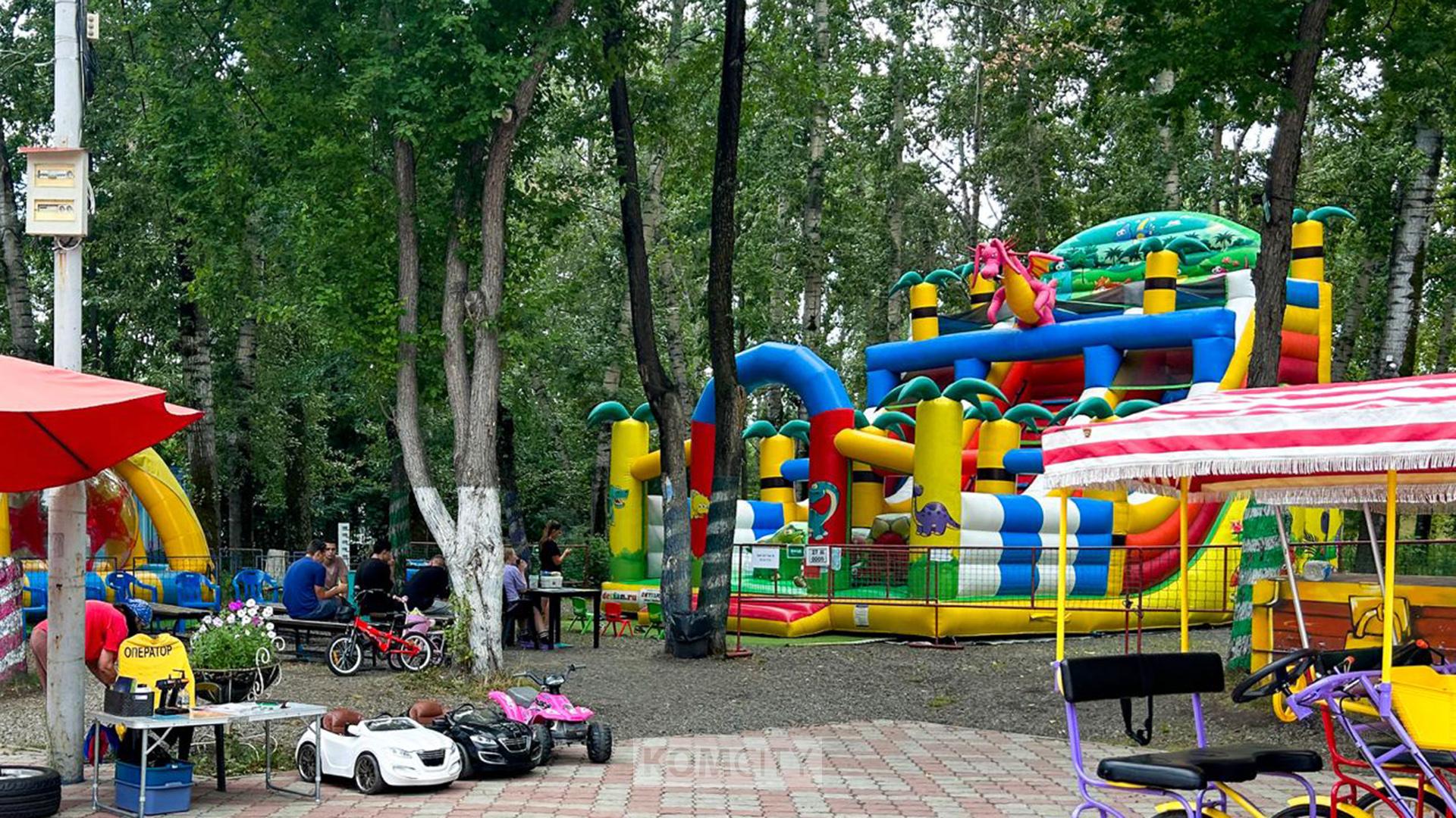 Батуты на Драмтеатре и в парке Судостроителей закрыты Гостехнадзором