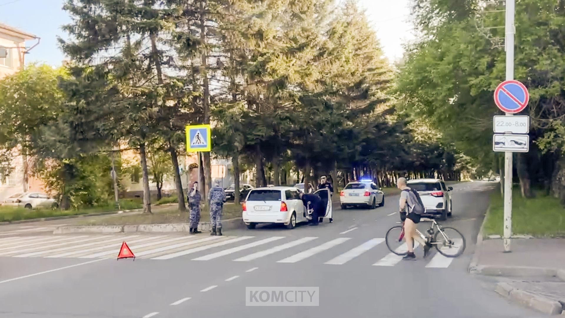 Сбитый на Аллее Труда пешеход получил незначительные травмы