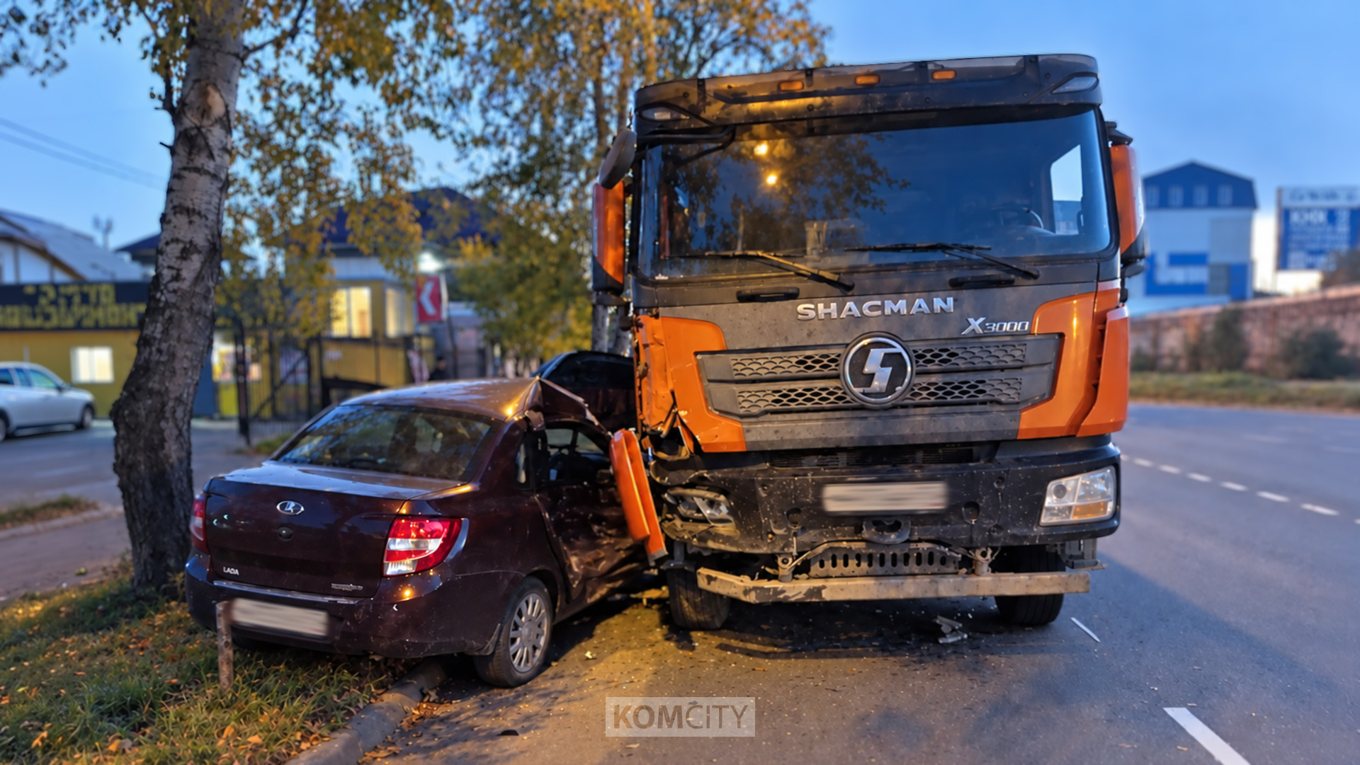 Два человека пострадали в столкновении на Вокзальной